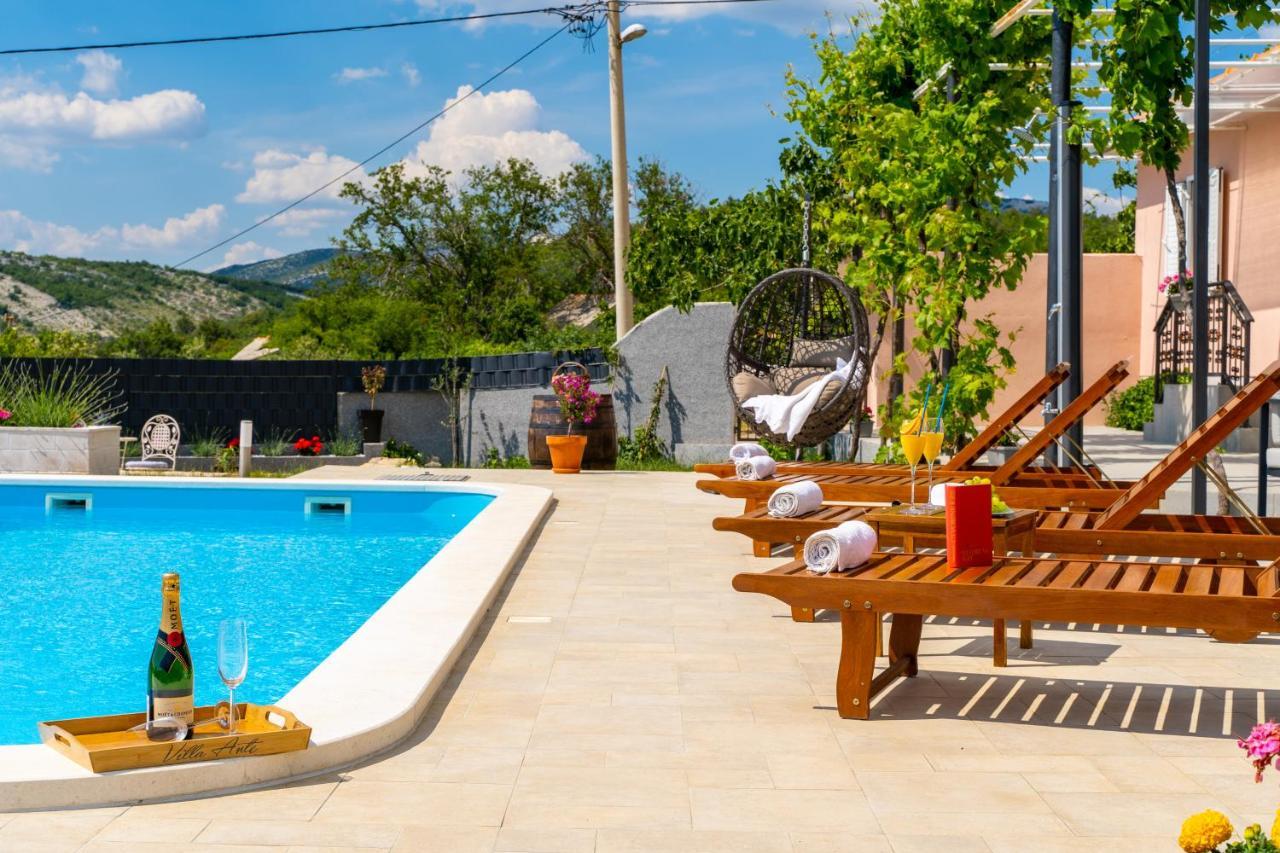 Villa Terra With Heated Pool Марина Экстерьер фото